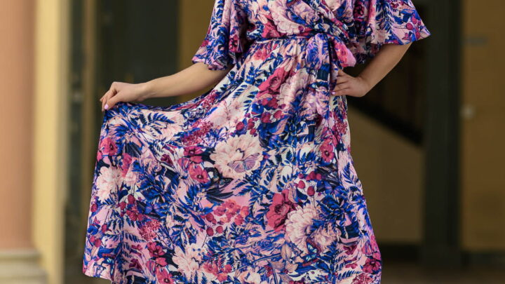 Sukienka wiskoza – Przyciągająca uwagę i niezwykle stylowa